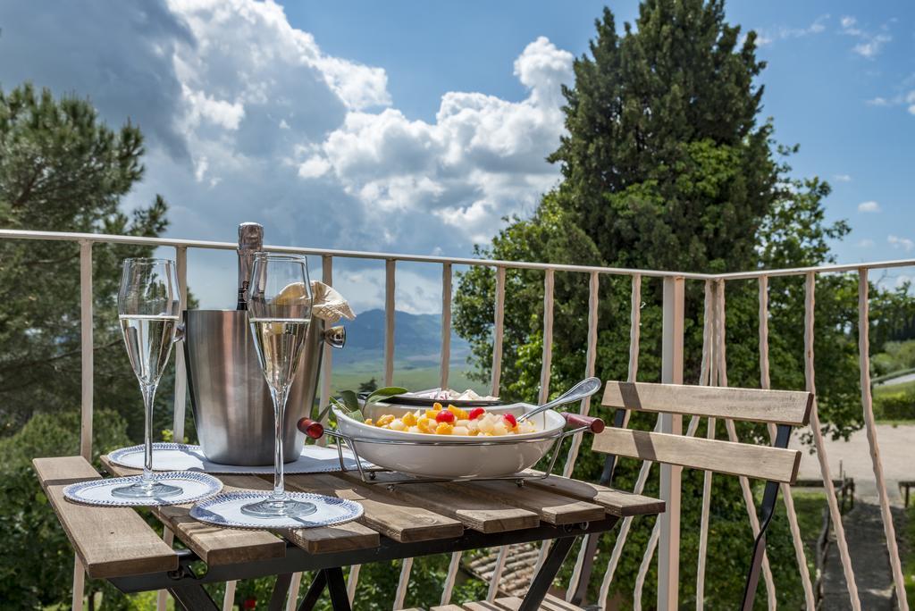 Hotel Il Cavallino Blu Volterra Eksteriør billede