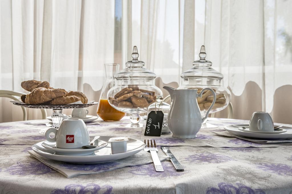 Hotel Il Cavallino Blu Volterra Eksteriør billede