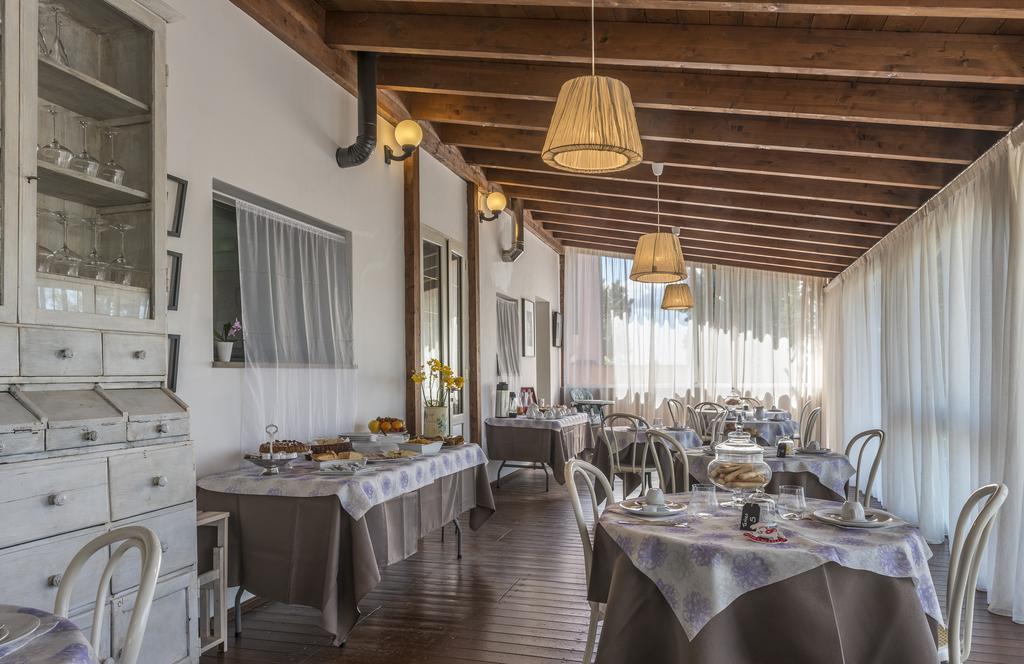 Hotel Il Cavallino Blu Volterra Eksteriør billede